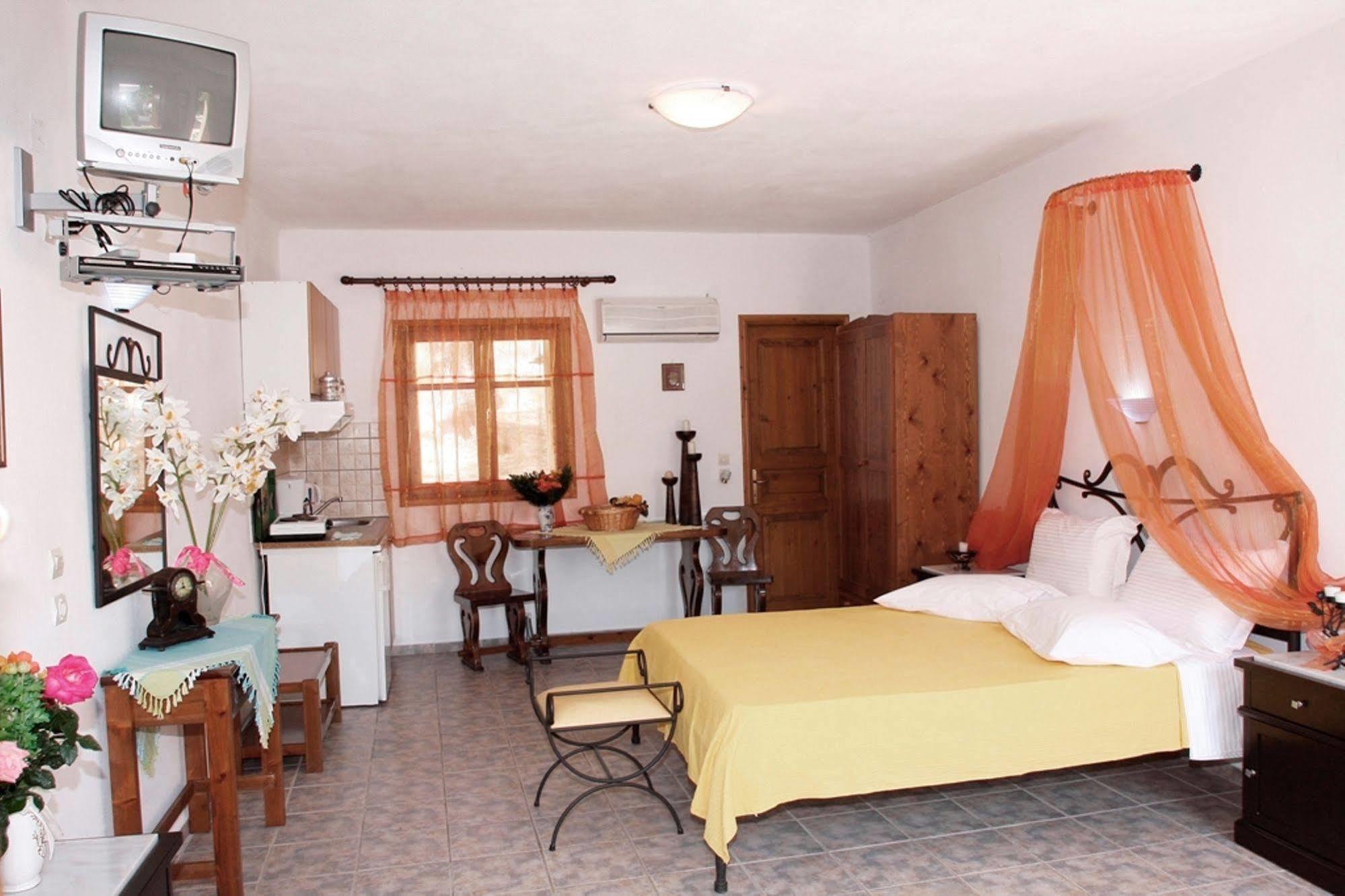 Artemis Bungalows Stafylos Dış mekan fotoğraf