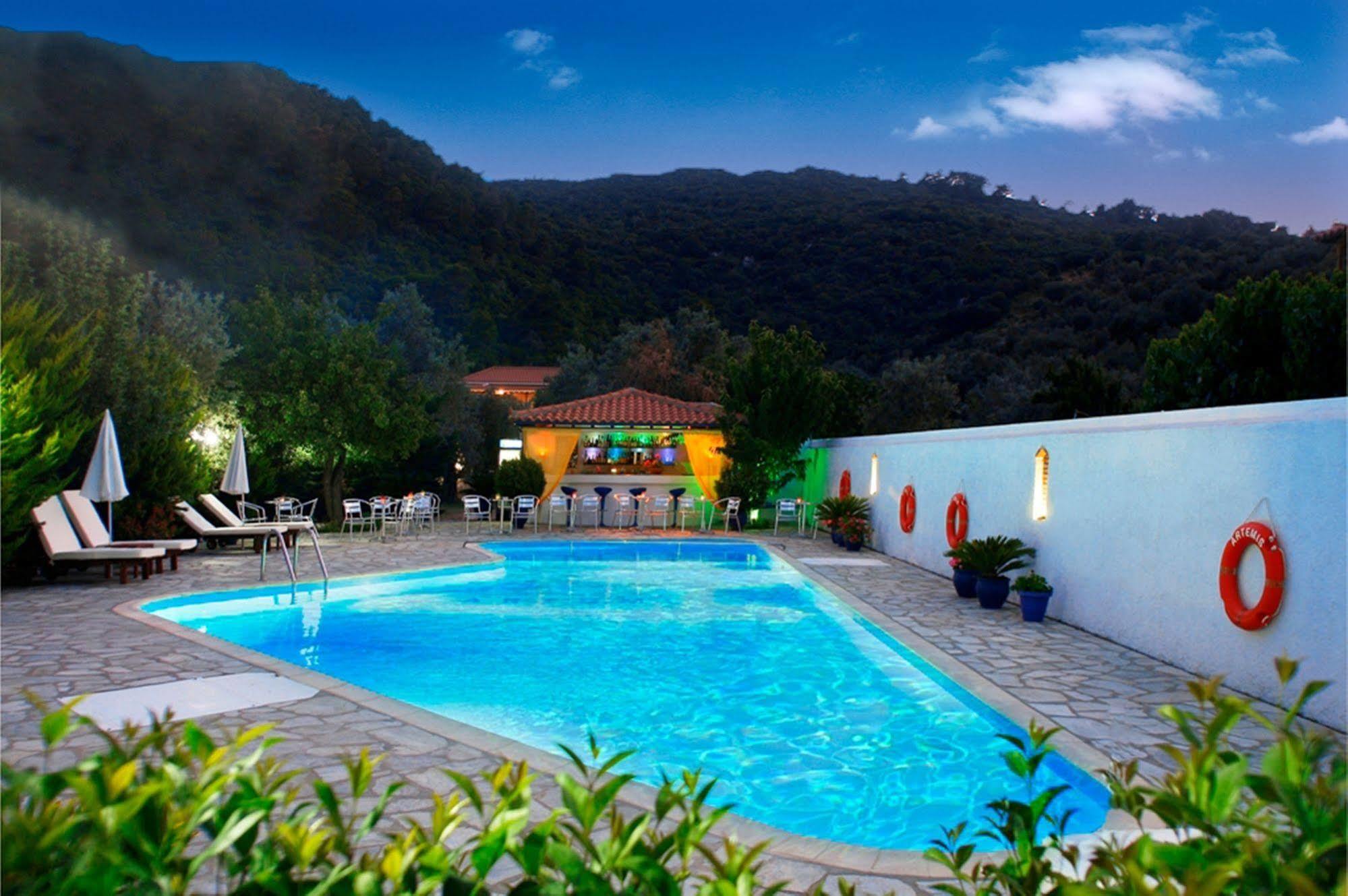 Artemis Bungalows Stafylos Dış mekan fotoğraf